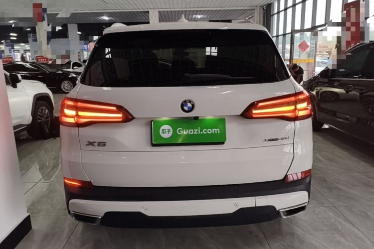 Used BMW X5 2019 xDrive40i M Sport U.S. specification Rear