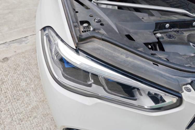Used BMW X5 2019 xDrive40i M Sport Package Right Front Headlight