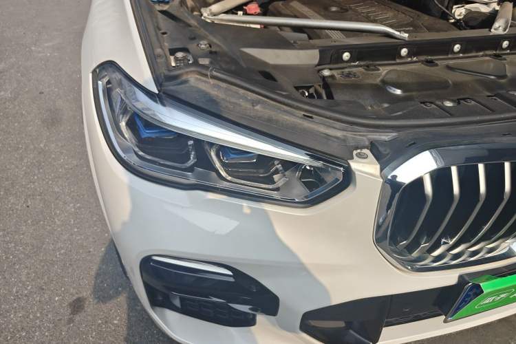 Used BMW X5 2019 xDrive40i M Sport Package Right Front Headlight