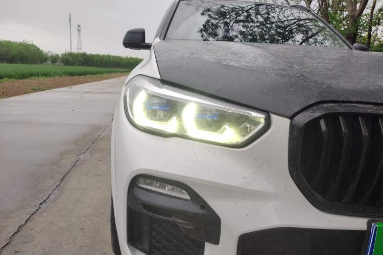Used BMW X5 2019 xDrive40i M Sport Package Right Front Headlight