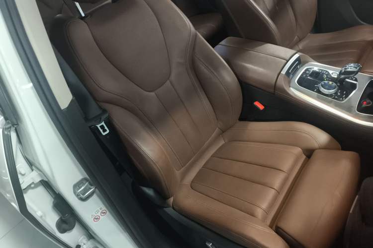 Used BMW X5 2019 xDrive40i M Sport Package Right Front Seat