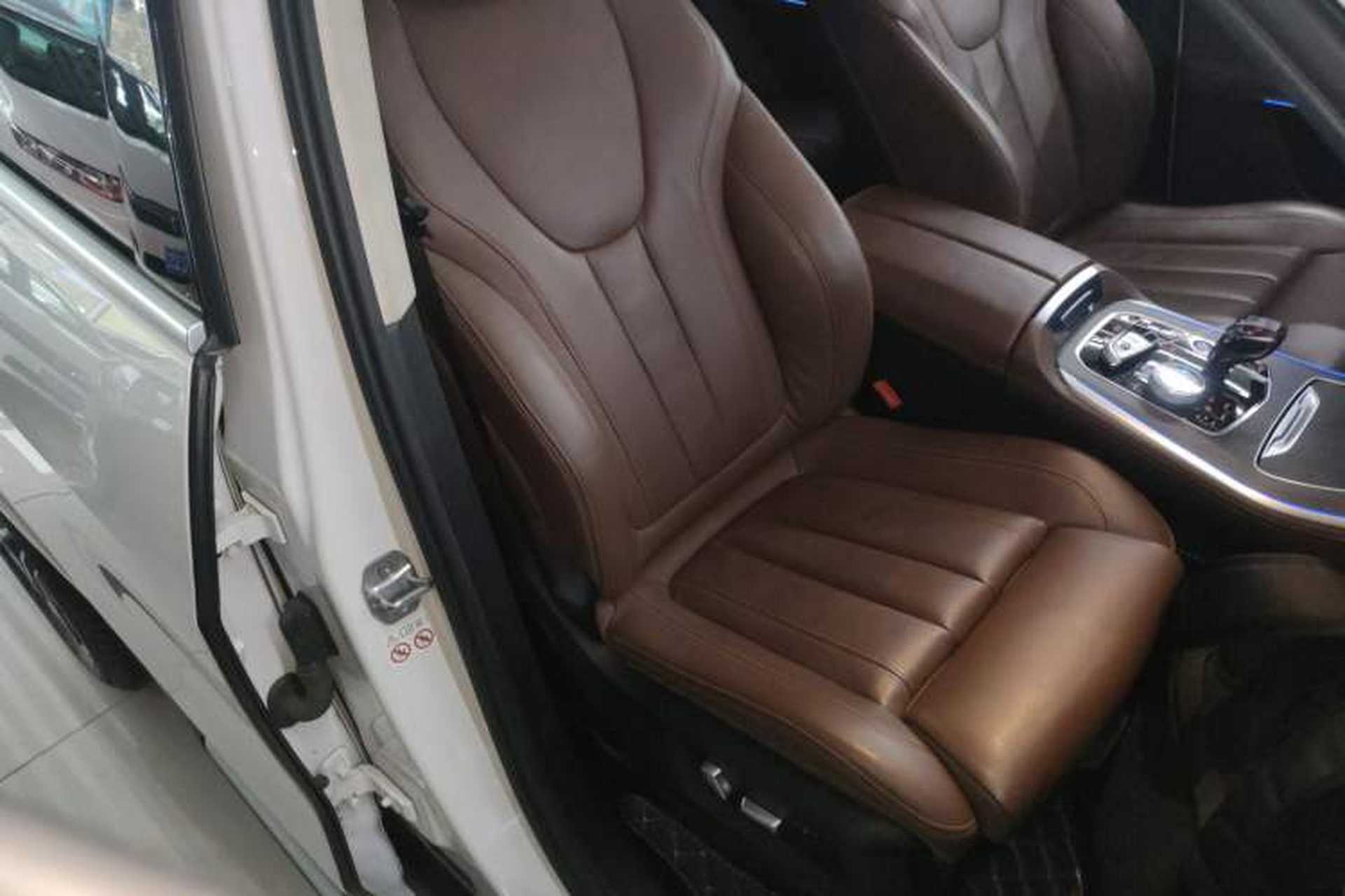 Used BMW X5 2019 xDrive30i M Sport Package Right Front Seat