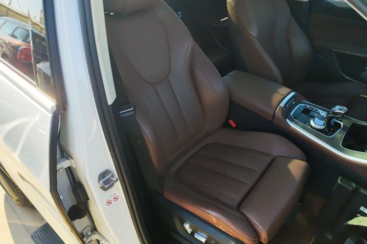 Used BMW X5 2019 xDrive30i X Design Package Right Front Seat