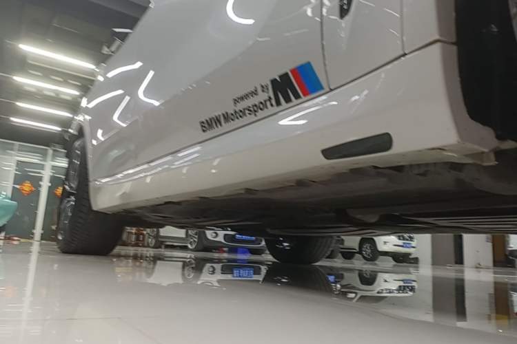 Used BMW X5 2019 xDrive40i M Sport Package Right Side Sill