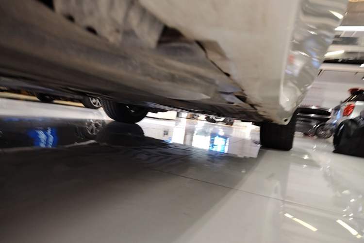 Used BMW X5 2019 xDrive40i M Sport Package Right Side Sill