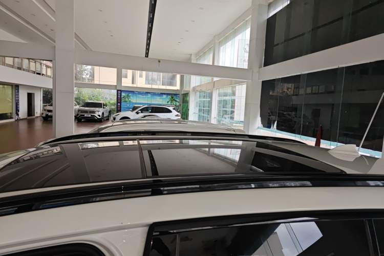 Used BMW X5 2019 xDrive40i M Sport U.S. specification Roof