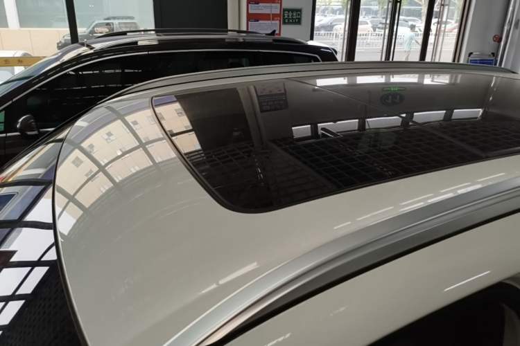 Used BMW X5 2019 xDrive40i M Sport U.S. specification Roof