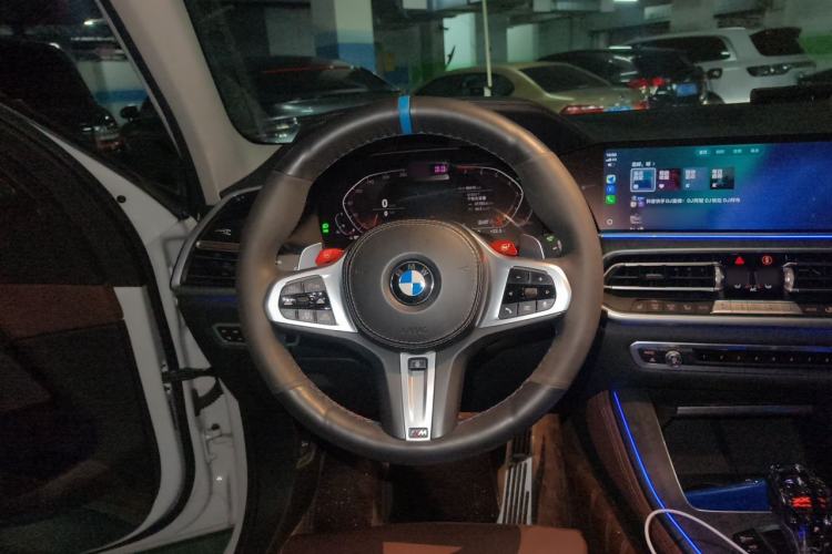 Used BMW X5 2019 xDrive40i Luxury Model with M Sport Package Steering Wheel