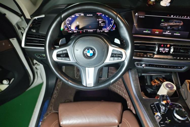 Used BMW X5 2019 xDrive40i M Sport Package Steering Wheel