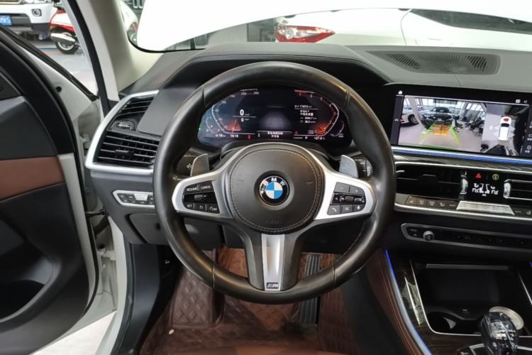 Used BMW X5 2019 xDrive40i M Sport Package Steering Wheel