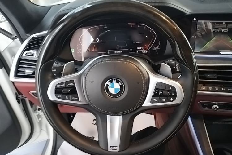 Used BMW X5 2019 xDrive40i M Sport Package Steering Wheel