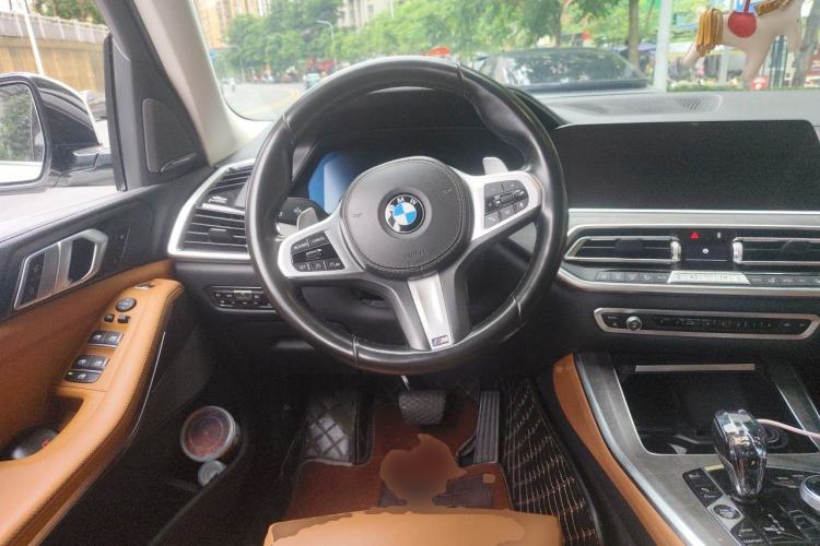 Used BMW X5 2019 xDrive40i M Sport Package Steering Wheel