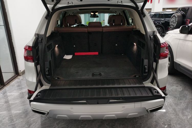 Used BMW X5 2019 xDrive30i X Design Package Trunk
