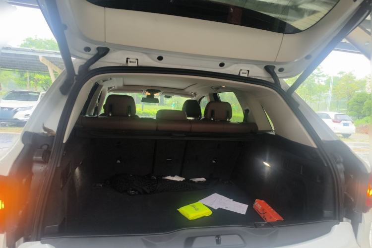 Used BMW X5 2019 xDrive40i M Sport Package Trunk