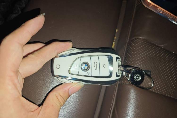 Used BMW X5 2019 xDrive40i M Sport Package Vehicle Key