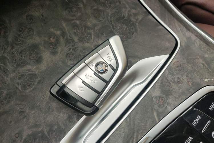 Used BMW X5 2019 xDrive40i M Sport Package Vehicle Key