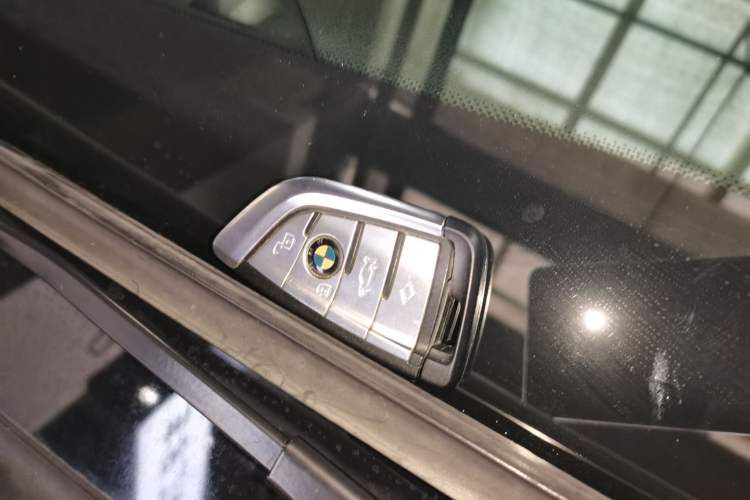 Used BMW X5 2019 xDrive40i M Sport Package Vehicle Key