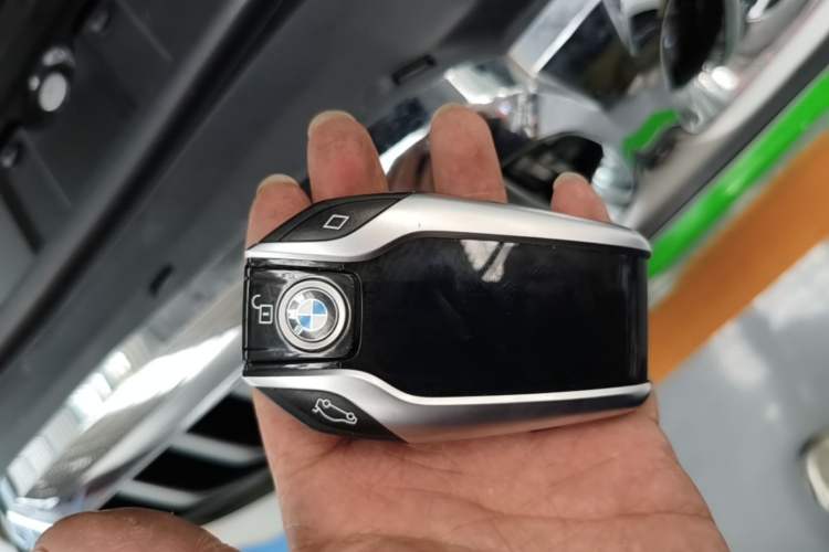 Used BMW X5 2019 xDrive40i M Sport Package Vehicle Key