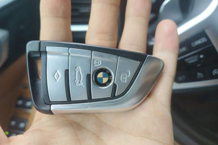 Used BMW X5 2019 xDrive40i M Sport Package Vehicle Key