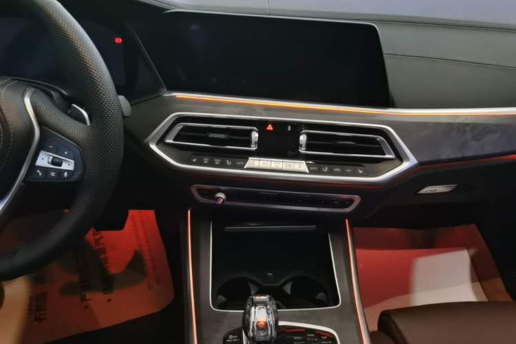 Used BMW X5 2020 xDrive30i X Design Package Audio And AC Panel