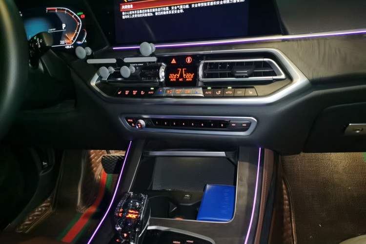 Used BMW X5 2020 xDrive30i M Sport Package Audio And AC Panel