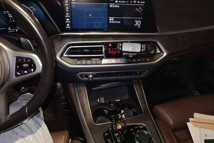 Used BMW X5 2020 xDrive30i M Sport Package Audio And AC Panel
