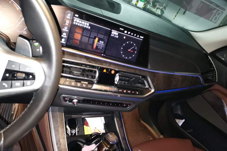 Used BMW X5 2020 xDrive40i M Sport Package Audio And AC Panel