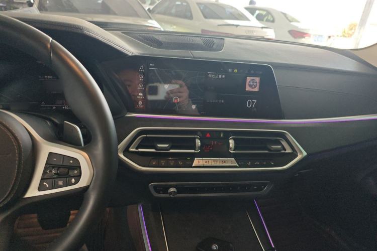 Used BMW X5 2020 xDrive40i M Sport Package Center Console