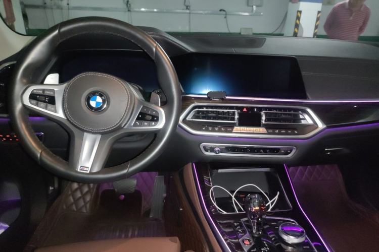 Used BMW X5 2020 xDrive40i M Sport Package Center Console