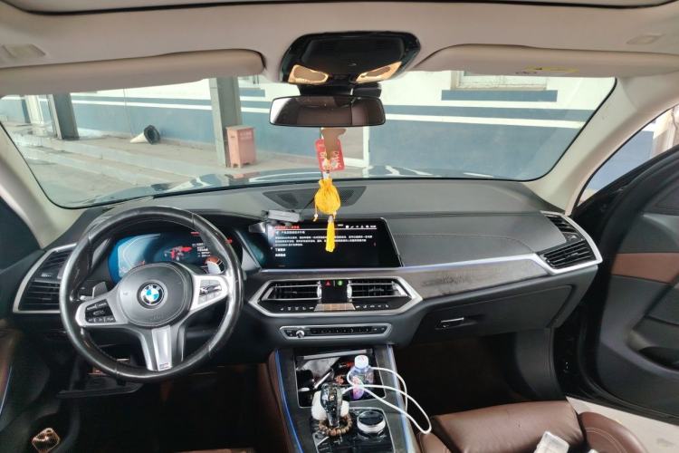 Used BMW X5 2020 xDrive30i M Sport Package Center Console