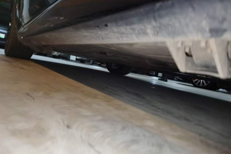 Used BMW X5 2020 xDrive40i M Sport Package Chassis Rear Left