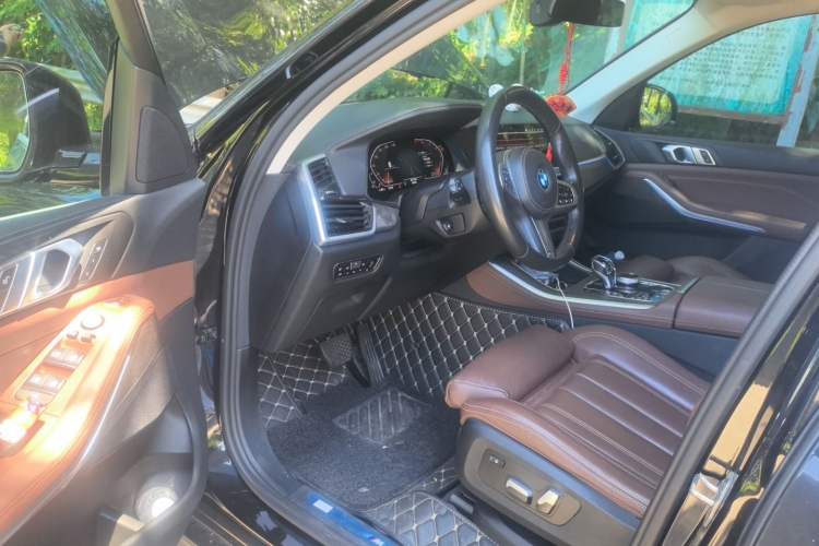 Used BMW X5 2020 xDrive30i M Sport Package Driver Seat