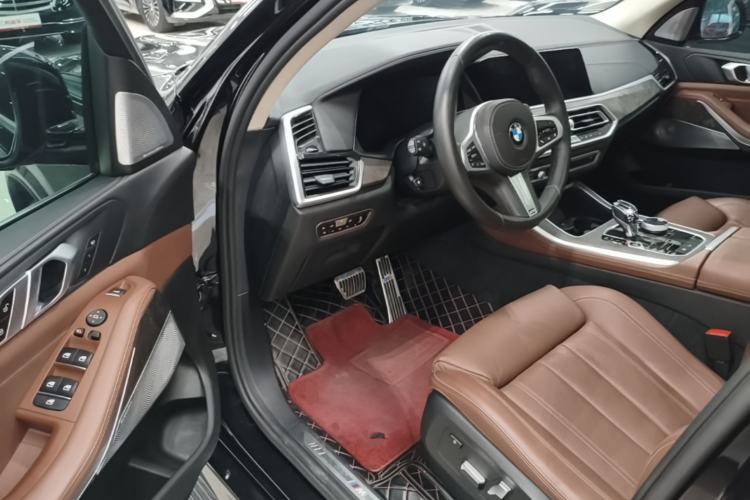 Used BMW X5 2020 xDrive40i M Sport Package Driver Seat