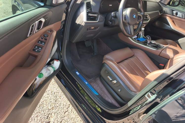 Used BMW X5 2020 xDrive30i M Sport Package Driver Seat