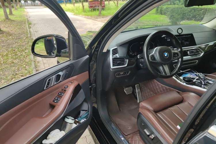 Used BMW X5 2020 xDrive40i M Sport Package Driver Seat