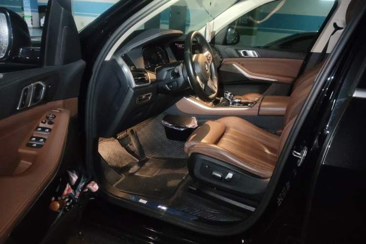 Used BMW X5 2020 xDrive30i M Sport Package Driver Seat
