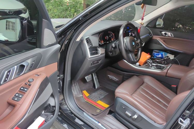 Used BMW X5 2020 xDrive40i M Sport Package Driver Seat