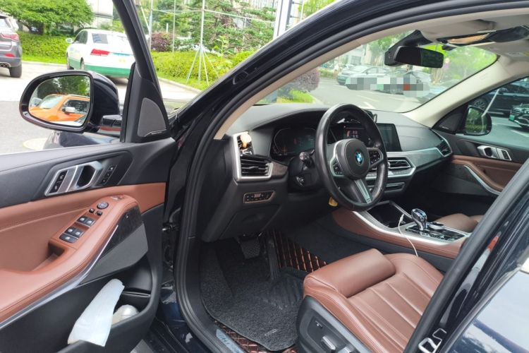 Used BMW X5 2020 xDrive40i M Sport Package Driver Seat