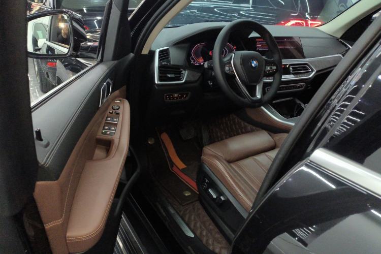 Used BMW X5 2020 xDrive30i X Design Package Driver Seat