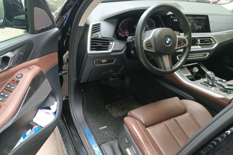 Used BMW X5 2020 xDrive40i M Sport Package Driver Seat