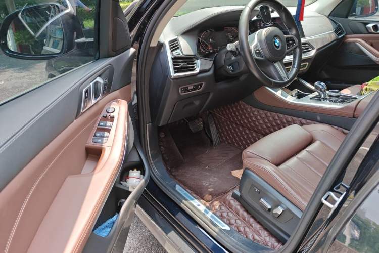 Used BMW X5 2020 xDrive30i M Sport Package Driver Seat