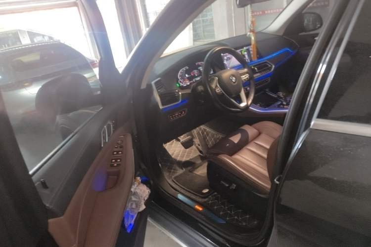 Used BMW X5 2020 xDrive30i X Design Package Driver Seat