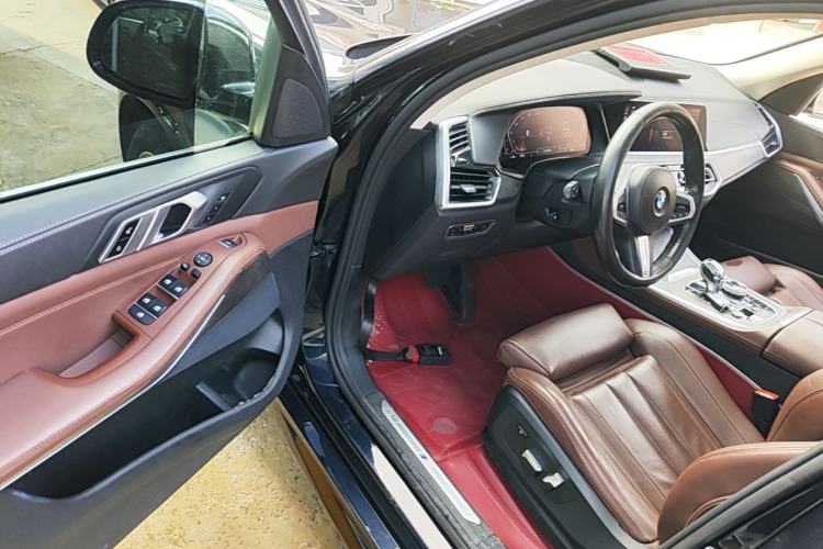 Used BMW X5 2020 xDrive30i M Sport Package Driver Seat