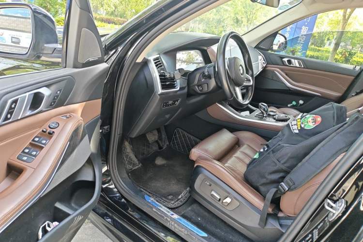 Used BMW X5 2020 xDrive40i M Sport Package Driver Seat