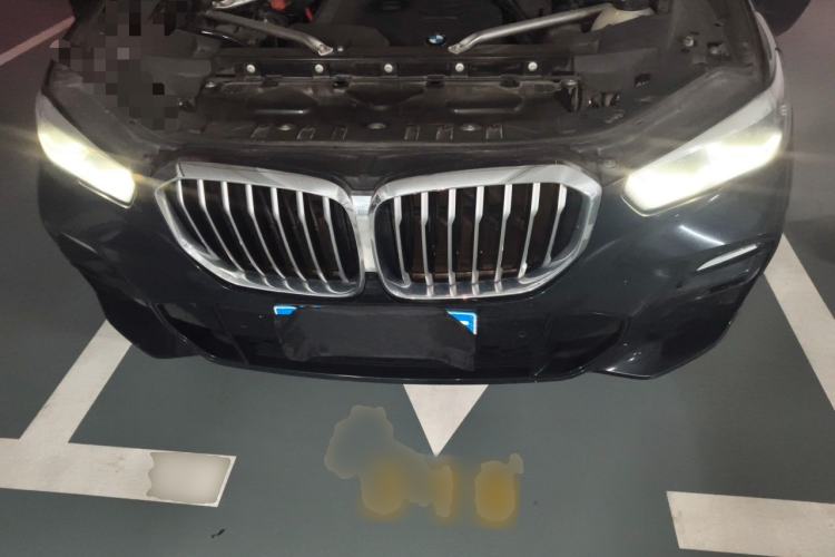 Used BMW X5 2020 xDrive30i M Sport Package Engine Bay