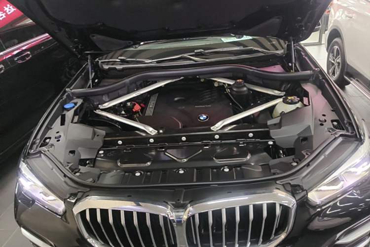 Used BMW X5 2020 xDrive30i X Design Package Engine Bay