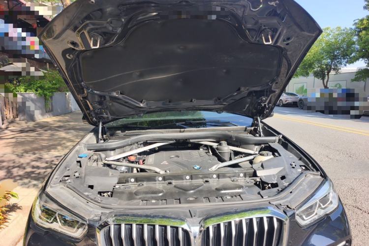 Used BMW X5 2020 xDrive30i M Sport Package Engine Bay