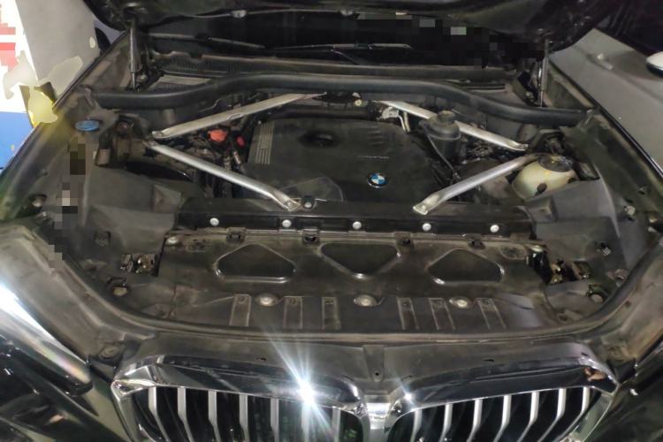 Used BMW X5 2020 xDrive30i M Sport Package Engine Bay