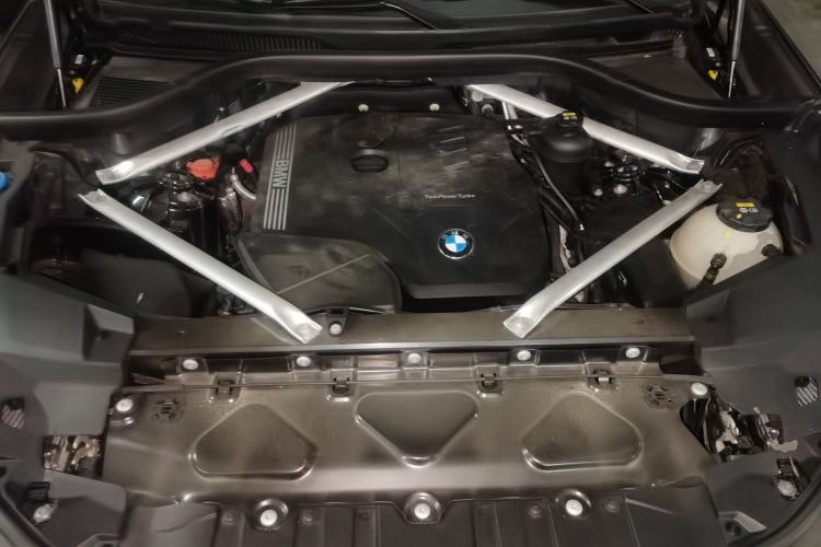 Used BMW X5 2020 xDrive30i X Design Package Engine Bay