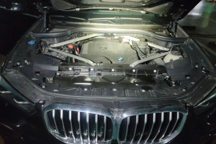 Used BMW X5 2020 xDrive30i M Sport Package Engine Bay